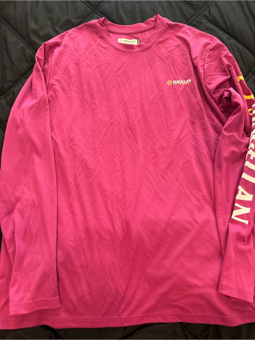 Magellan Outdoors Large Long-Sleeve Performance Tee in Bright Pink